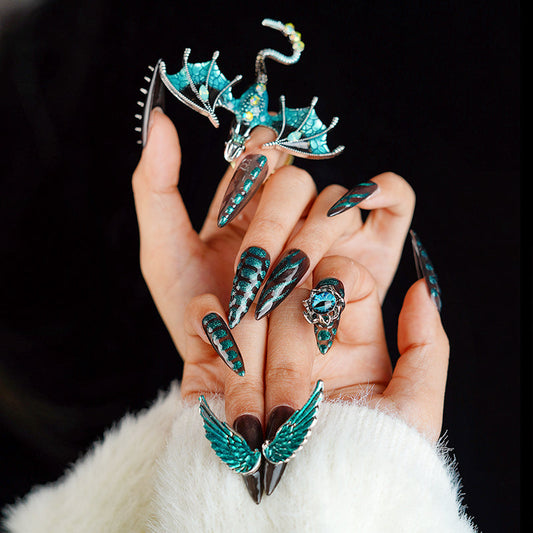 Dragon - patterned Jadeite